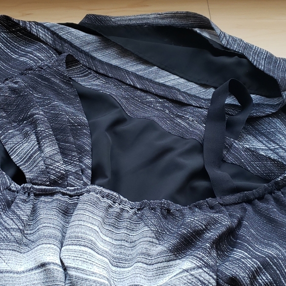 Gap Dress - Picture 3 of 4